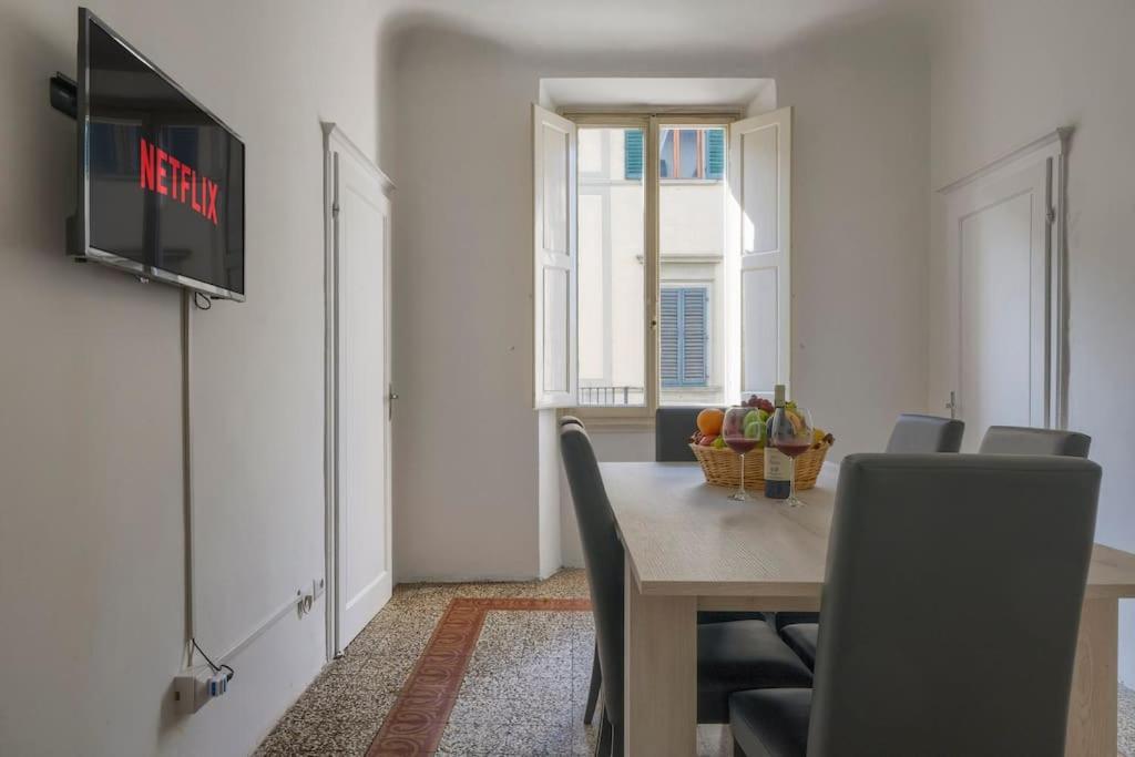 Appartamento Nel Cuore Di Firenze + Wifi+Aria Condizionata +Netflix Екстериор снимка